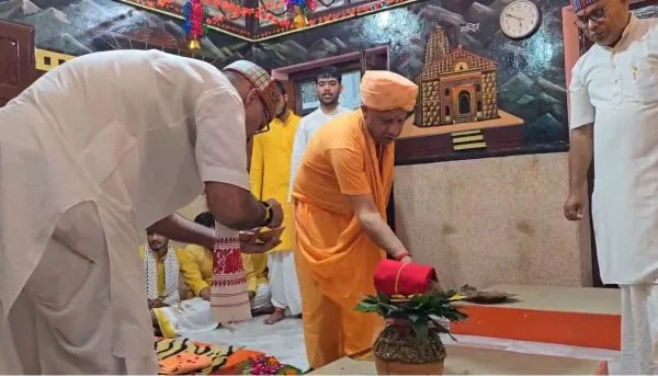 गोरखनाथ मंदिर में अनुष्ठान: सीएम योगी आदित्यनाथ करेंगे कलश स्थापना