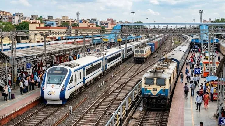 रूट परिवर्तन: आठ ट्रेनें बदले हुए मार्गों से चलेंगी जिससे यात्रियों को होगी परेशानी