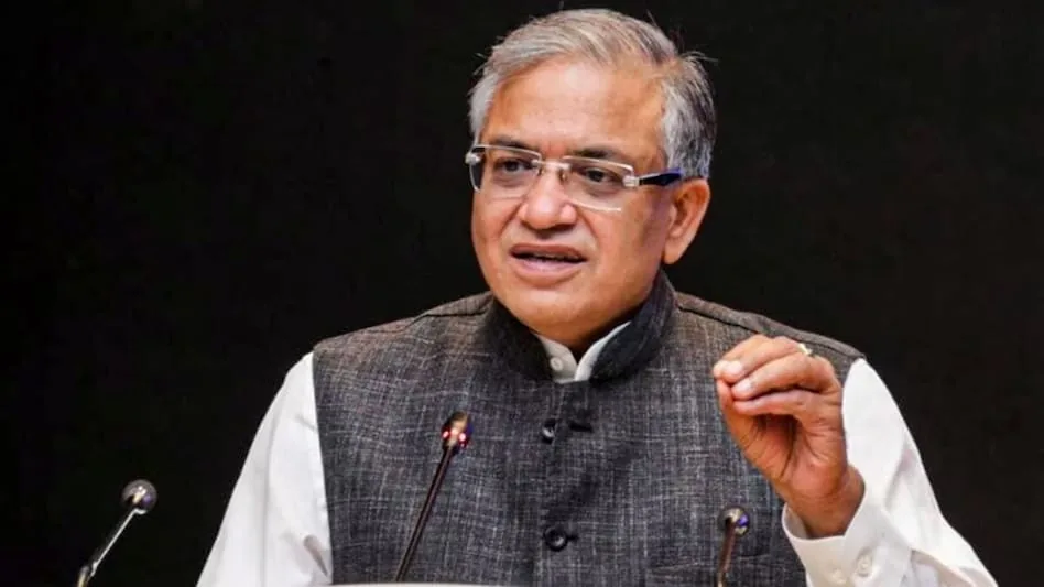 चुनाव आयोग का विरोध: मुख्य चुनाव आयुक्त के खिलाफ INDIA ब्लॉक के सांसदों ने निकाला मार्च