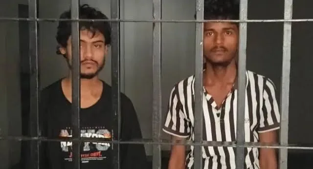 मोबाइल जब्ती: गर्लफ्रेंड को तोहफा देने के लिए छीना मोबाइल, दो युवक गिरफ्तार