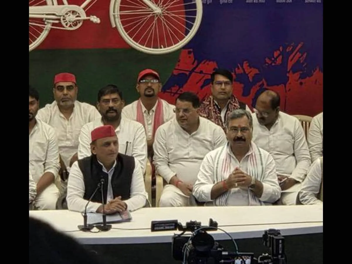 राजनीतिक बदलाव: गोरखपुर-फैजाबाद शिक्षक निर्वाचन क्षेत्र में शुरू हुई नई जंग