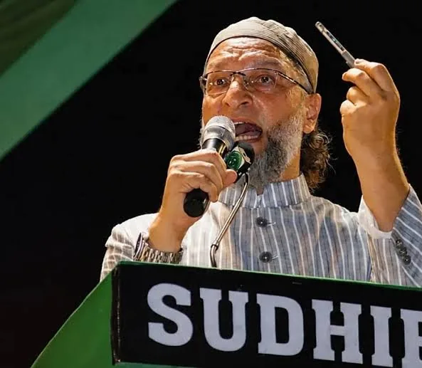 राजनीतिक हिस्सेदारी: एआइएमआइएम प्रमुख असदुद्दीन ओवैसी ने लखनऊ में विपक्ष पर तीखा हमला बोला है