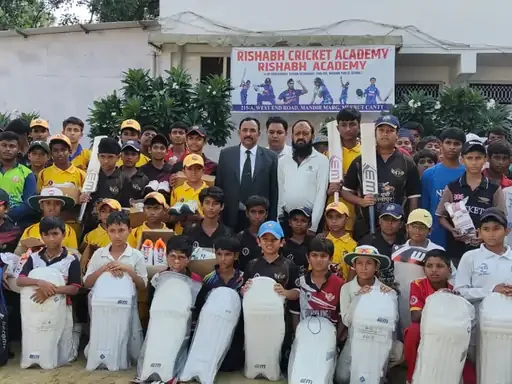 अंडर-14 क्रिकेट चैंपियन: गाजीपुर की टीम ने शानदार प्रदर्शन कर जीता खिताब