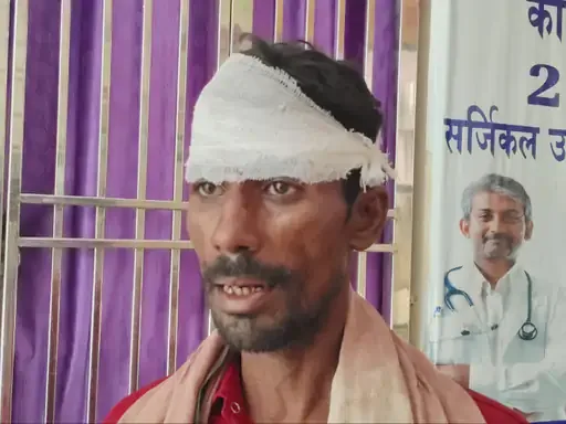 डीजे मशीन विवाद: आगरा में पिता-पुत्री पर हमला, एक घायल