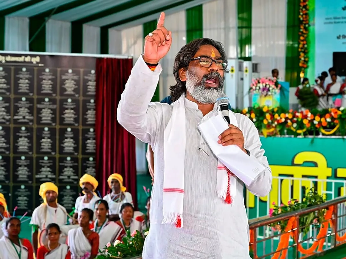 स्वास्थ्य बीमा लाभ: झारखंड में आशा और आंगनबाड़ी कार्यकर्ताओं को मिलेगा 15 लाख का कवर