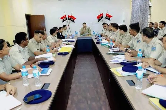 मासिक अपराध समीक्षा: कोडरमा पुलिस ने 138 प्रतिशत मामलों का किया निष्पादन और 64 अभियुक्तों को भेजा जेल