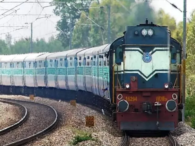 रेलवे का तोहफा: त्योहारी सीजन में उदयपुर से दिल्ली के लिए स्पेशल ट्रेन का संचालन
