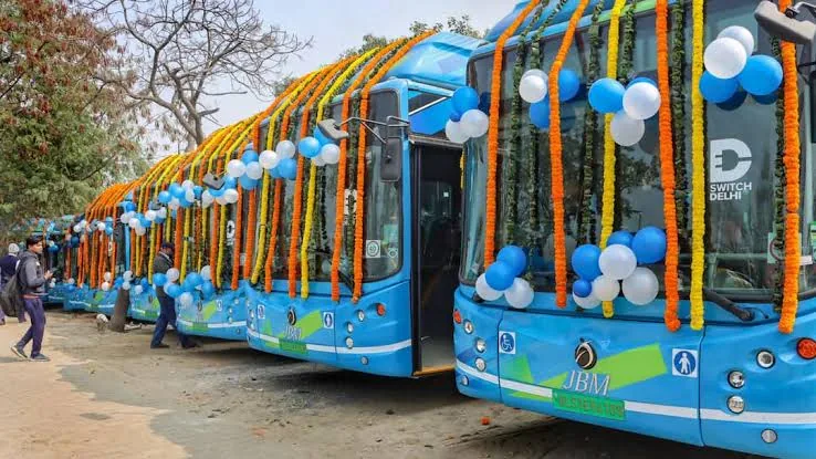 ई-बस सेवा विस्तार: उत्तर प्रदेश के 18 शहरों में चलेंगी 1725 नई एसी बसें