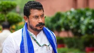राजनीतिक चुनौती का नया दौर: चंद्रशेखर आजाद ने मुख्यमंत्री योगी को बिजनौर से चुनाव लड़ने की दी चुनौती