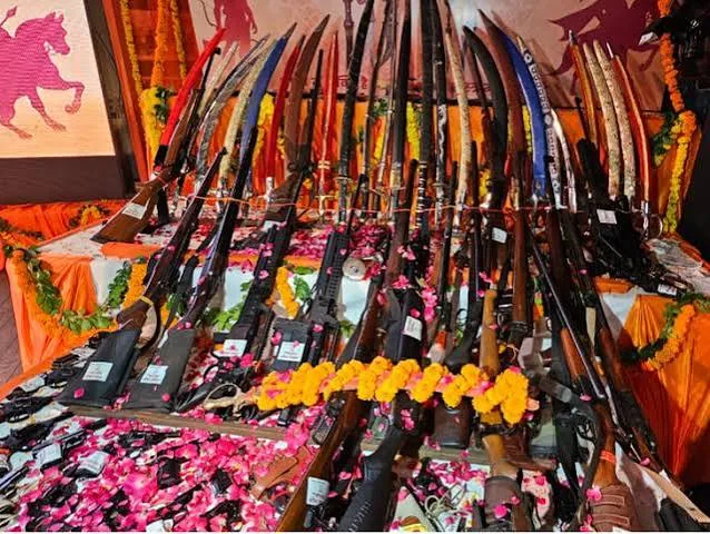 शस्त्र पूजन का आयोजन: प्रताप परिषद द्वारा लखनऊ में धार्मिक और सांस्कृतिक परंपरा का निर्वहन