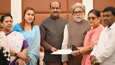 अयोग्य ठहराने का मामला: टीएमसी के 20 बागी सांसदों ने लोकसभा अध्यक्ष ओम बिरला को लिखी चौथी चिट्ठी