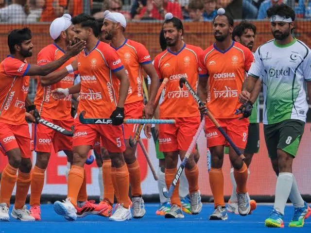 हॉकी महामुकाबला: भारत और पाकिस्तान के बीच सेमीफाइनल में फाइनल के टिकट के लिए कड़ी टक्कर