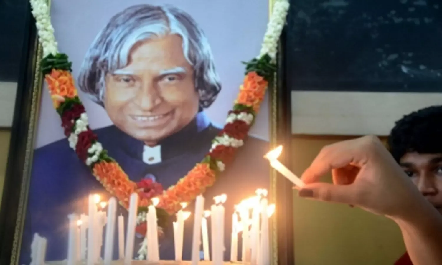श्रद्धांजलि सभा: एपीजे अब्दुल कलाम की जयंती पर देश भर में हुआ स्मरण