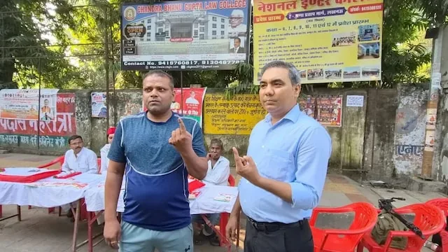 उत्तर प्रदेश विधान परिषद चुनाव: रामगोपाल यादव और लालू यादव की समधन ने किया मतदान