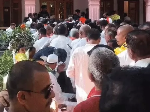 गोरखनाथ मंदिर में तिलक समारोह: 2027 चुनाव की आहट और सीएम की लंबी मौजूदगी