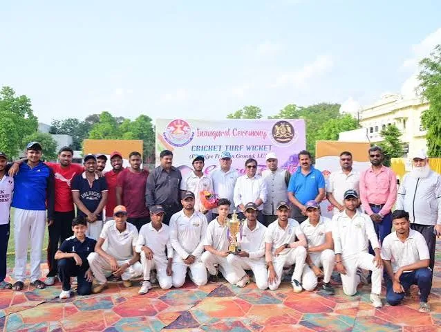 खेलकूद प्रतियोगिता का आरंभ: लखनऊ विश्वविद्यालय में एलयू कप इंटर कॉलेज एंड टी-20 टूर्नामेंट की शुरुआत