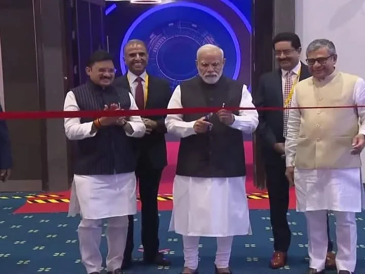 मोबाइल क्रांति: यशोभूमि में इंडिया मोबाइल कांग्रेस का भव्य उद्घाटन