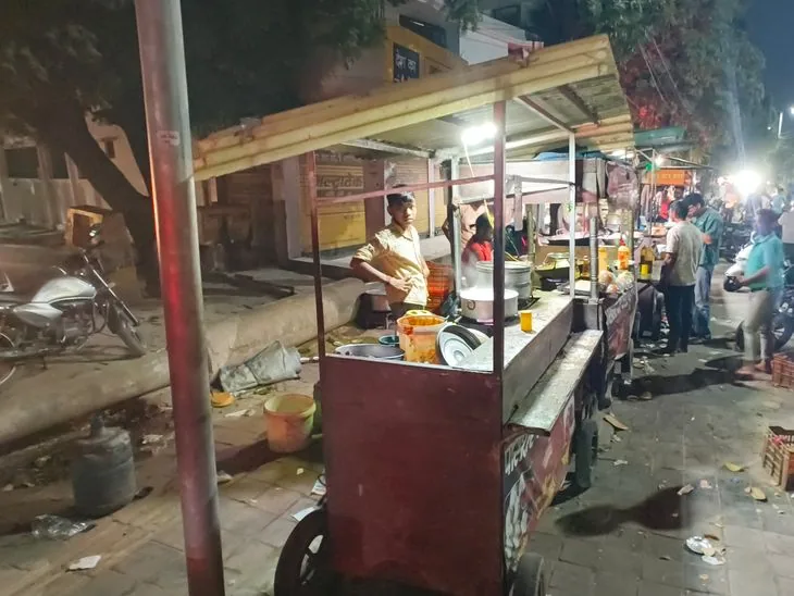खानपान का शौक: आगरा के आठ प्रसिद्ध बाजारों में मिलता है लजीज स्वाद का तड़का