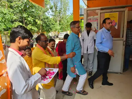स्वच्छता संकल्प: गोरखपुर में संचारी रोगों की रोकथाम के लिए जागरूकता रैली का शुभारंभ