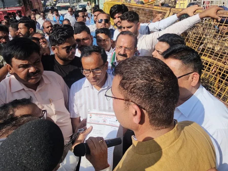 छिंदवाड़ा में विवाद: मेयर और कमिश्नर के बीच विकास कार्यों पर तीखी नोकझोंक
